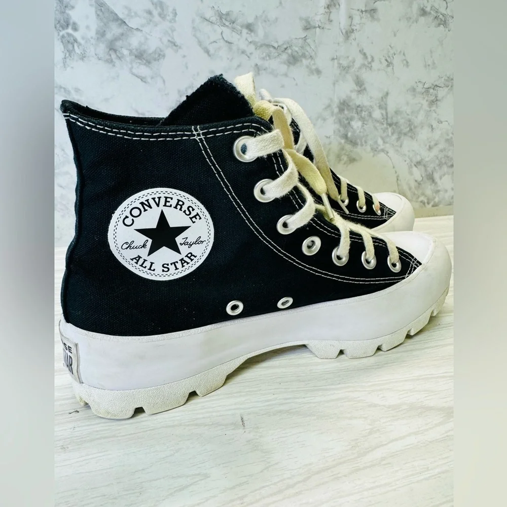 Converse Chuck Taylor All Star High Lugged Black Women’s Size US 7-565901C